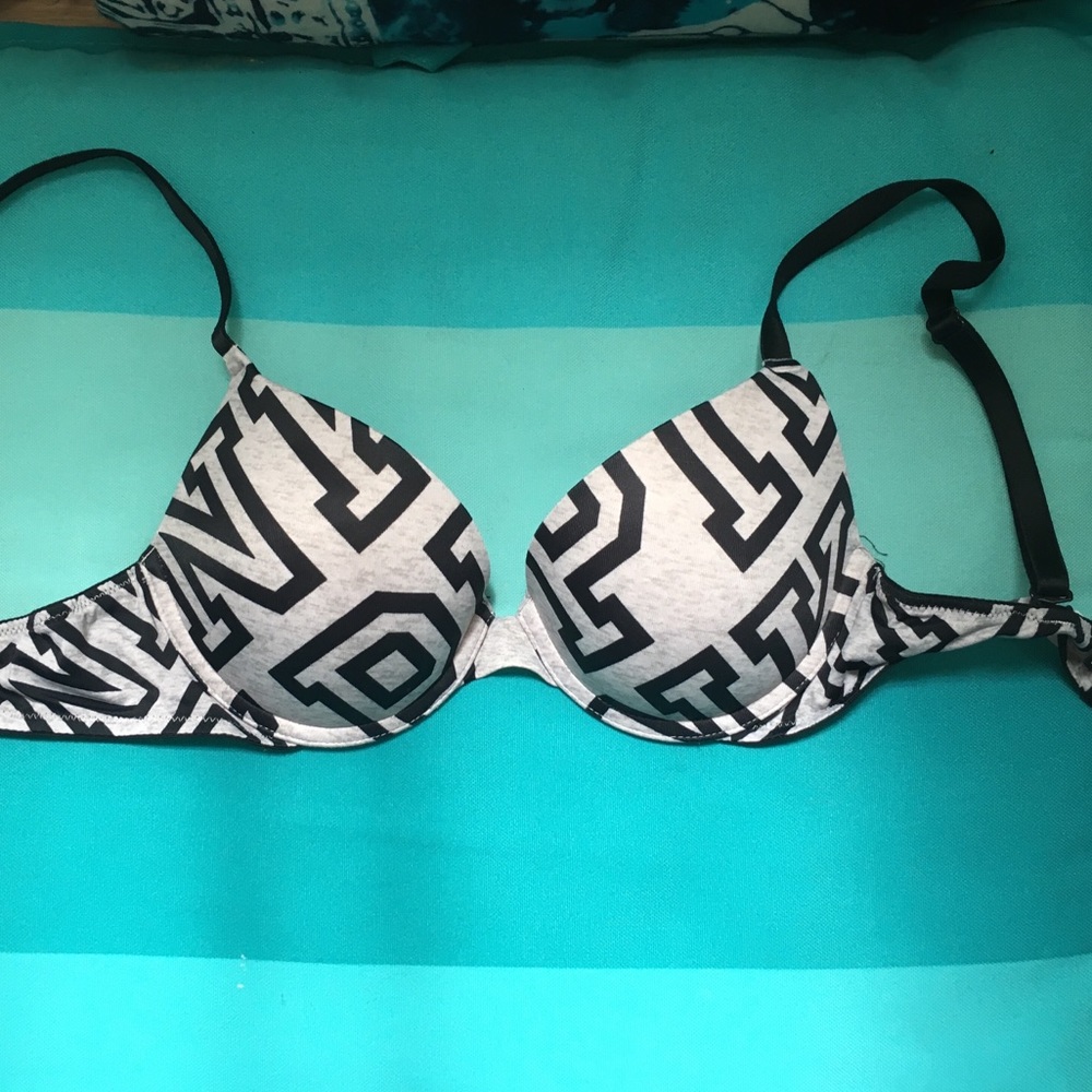 PINK Victoria’s Secret black and grey push up bra
